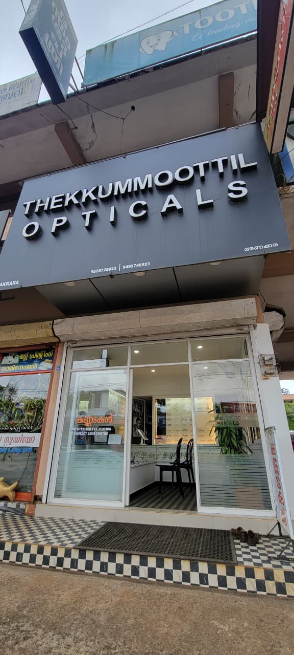 THEKKUMMOOTTIL OPTICALS