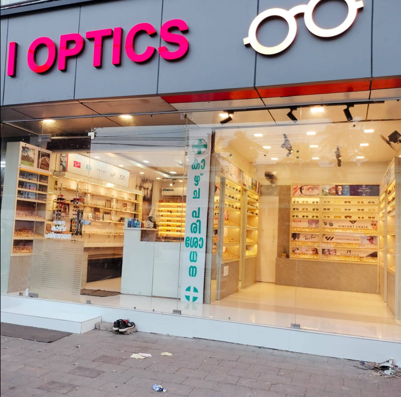 I OPTICS,KOYILANDY